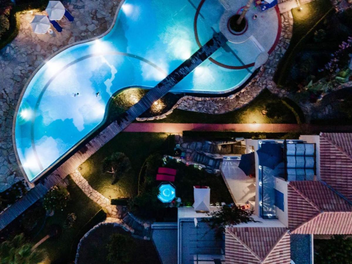 Villa Rodo Pirgos Psilonerou ภายนอก รูปภาพ